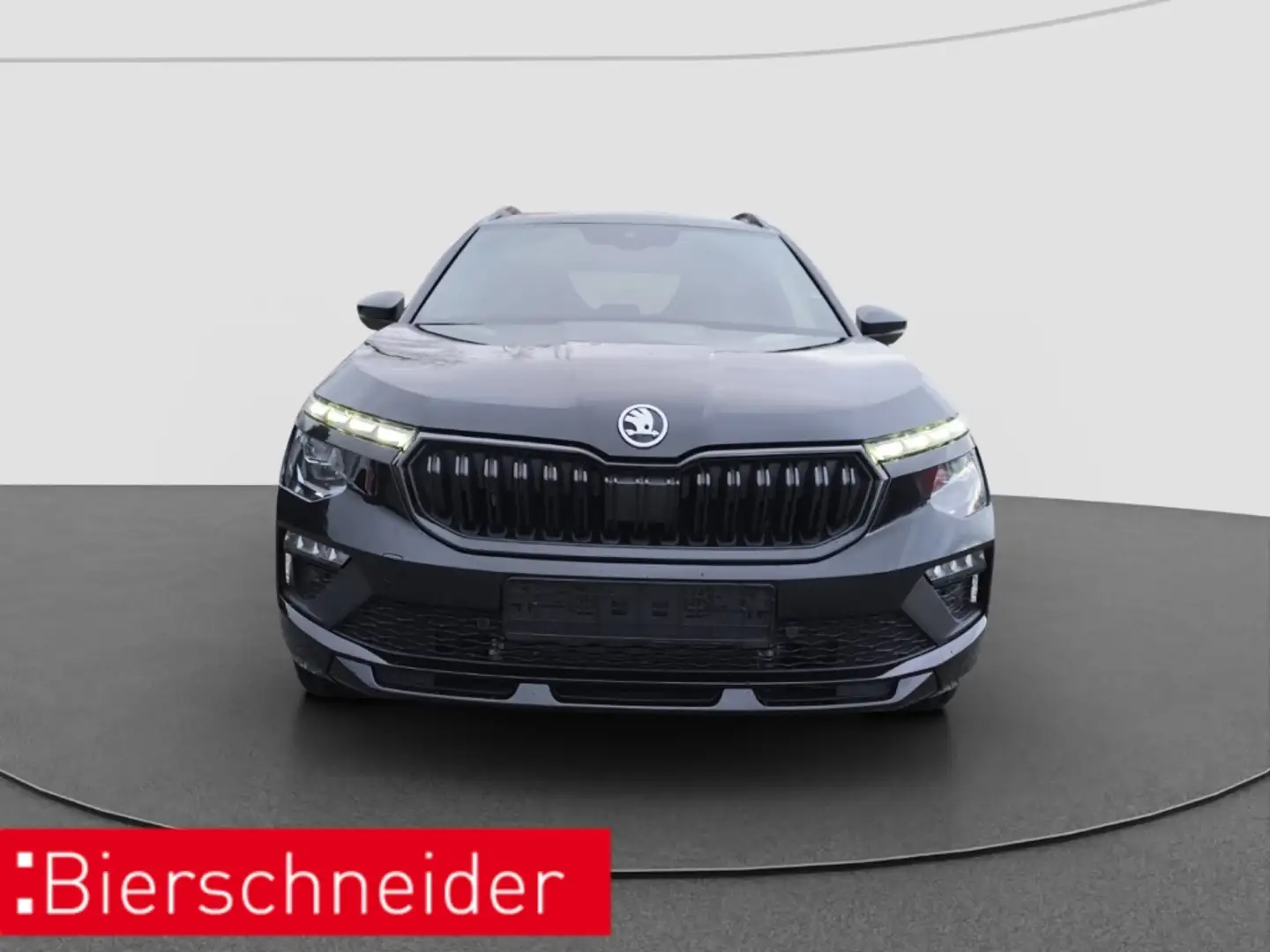 Skoda Kamiq 1.5 TSI DSG Monte Carlo VOLL-LED MATRIX PANO Černá - 2