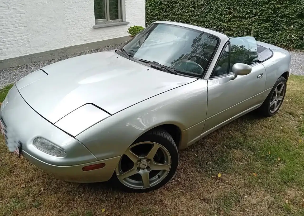 Mazda MX-5 NA Miata, foto 2