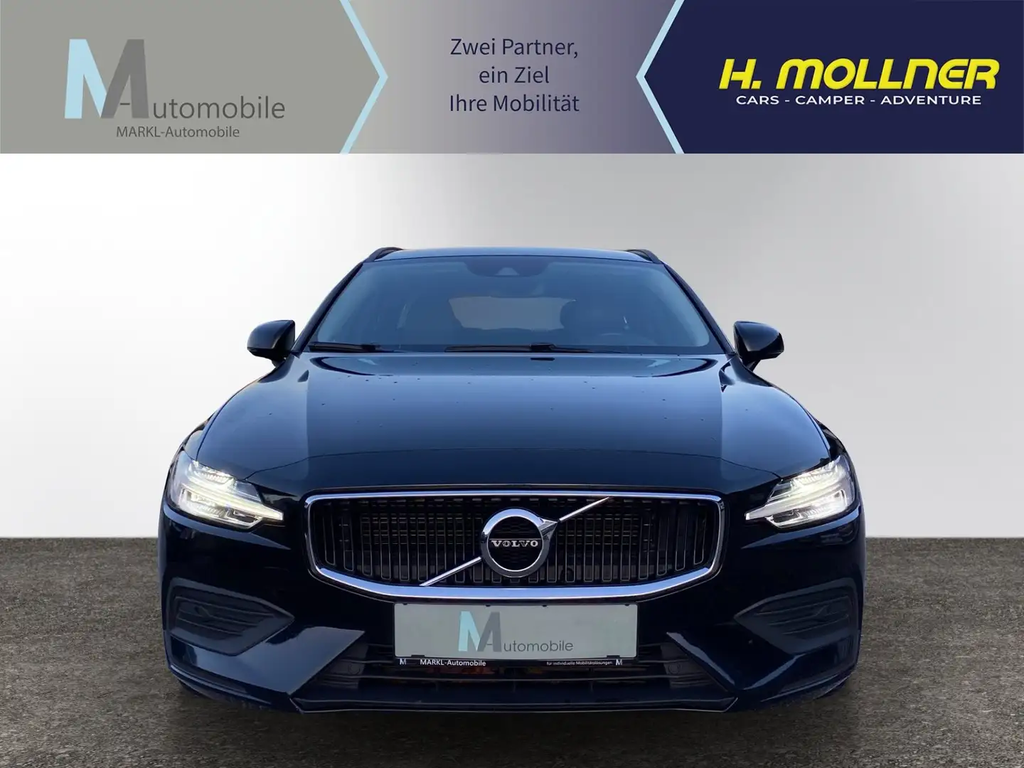 Volvo V60 Momentum Core Geartronic Schwarz - 2