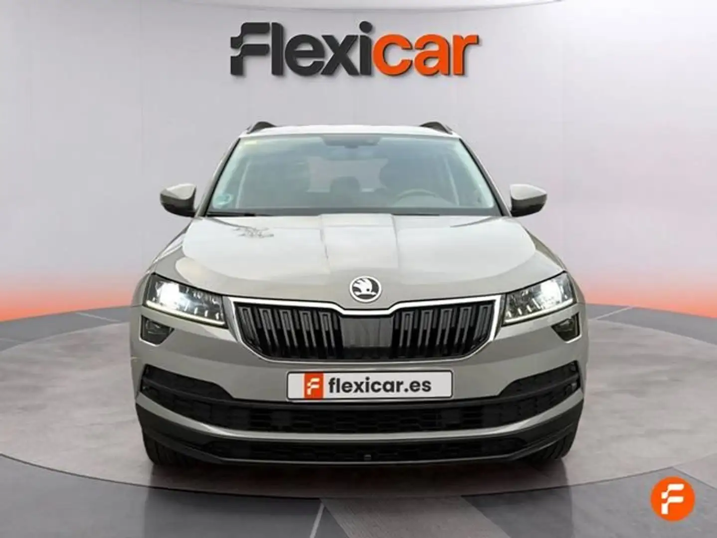 Skoda Karoq 1.5 TSI Style ACT DSG Gris - 2