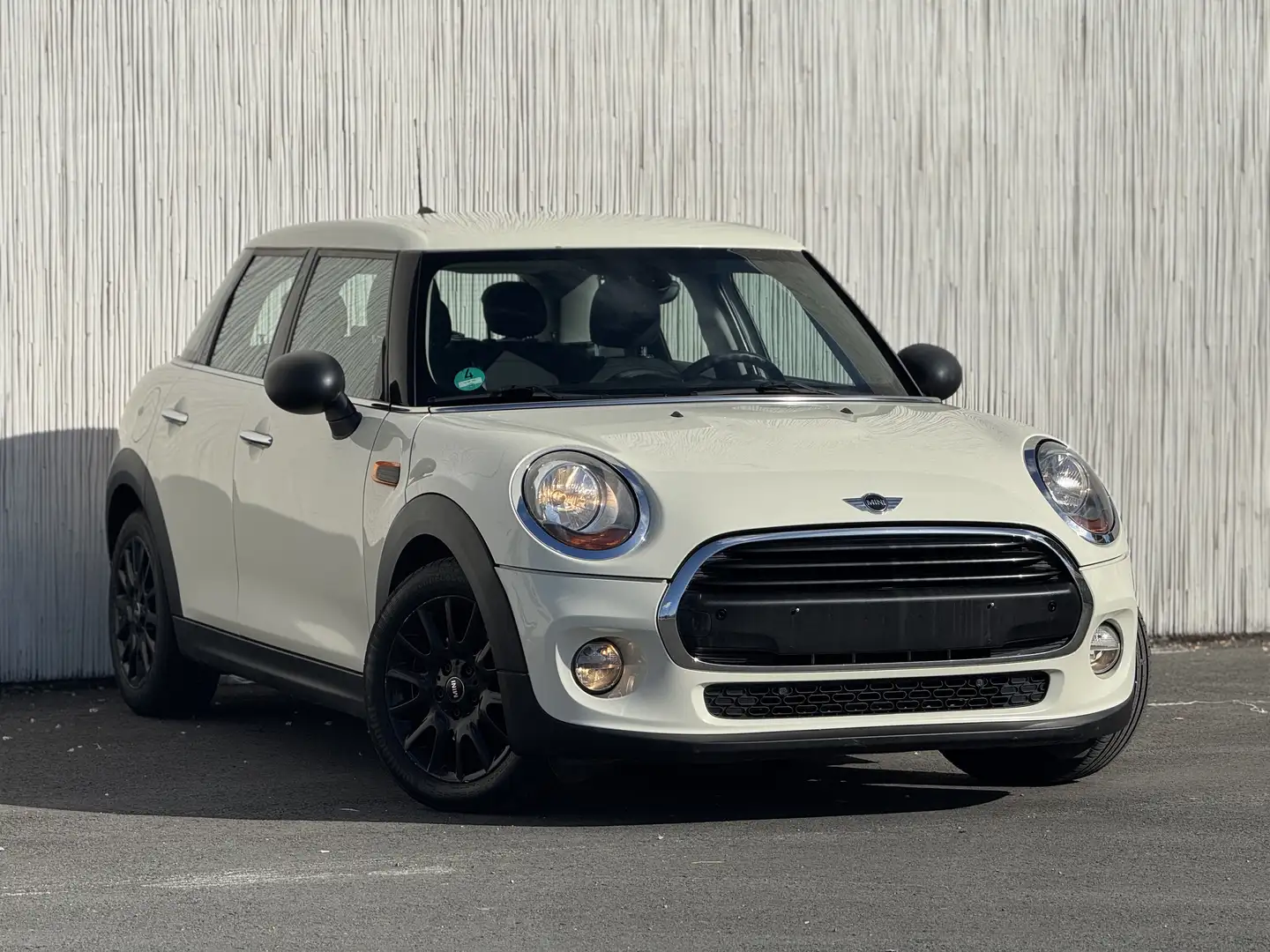 MINI One 1.2 i //Nav//Siegechauffant//euro6 - 1