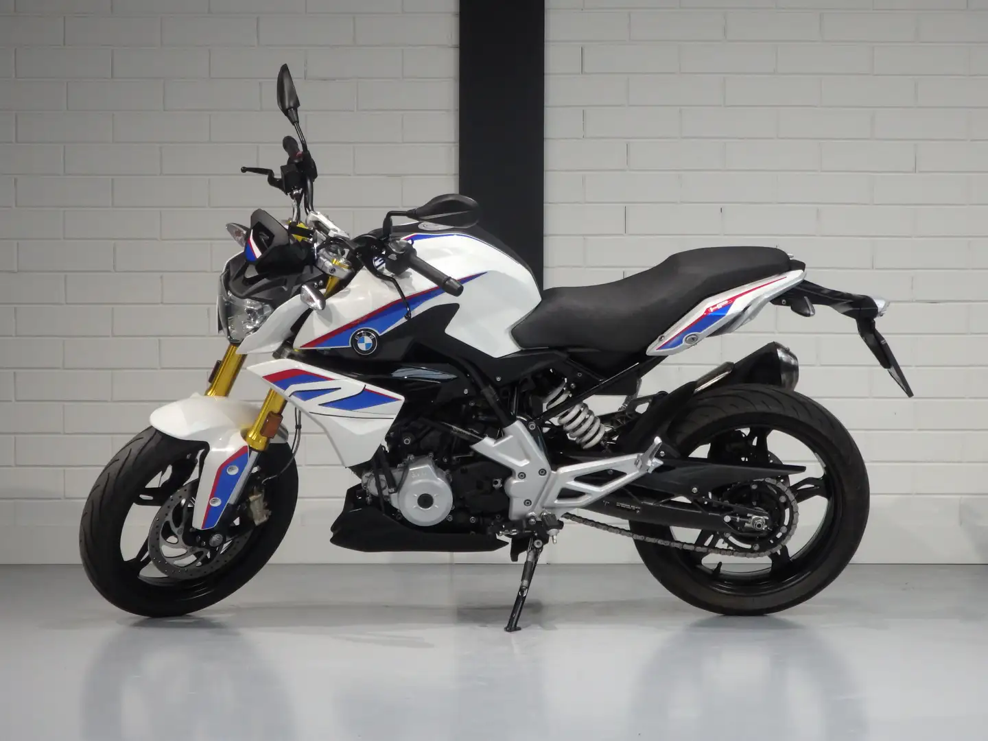 BMW G 310 R NIEUW BINNEN! | 1ste eigenaar | A2-rijbewijs U rij Wit - 2