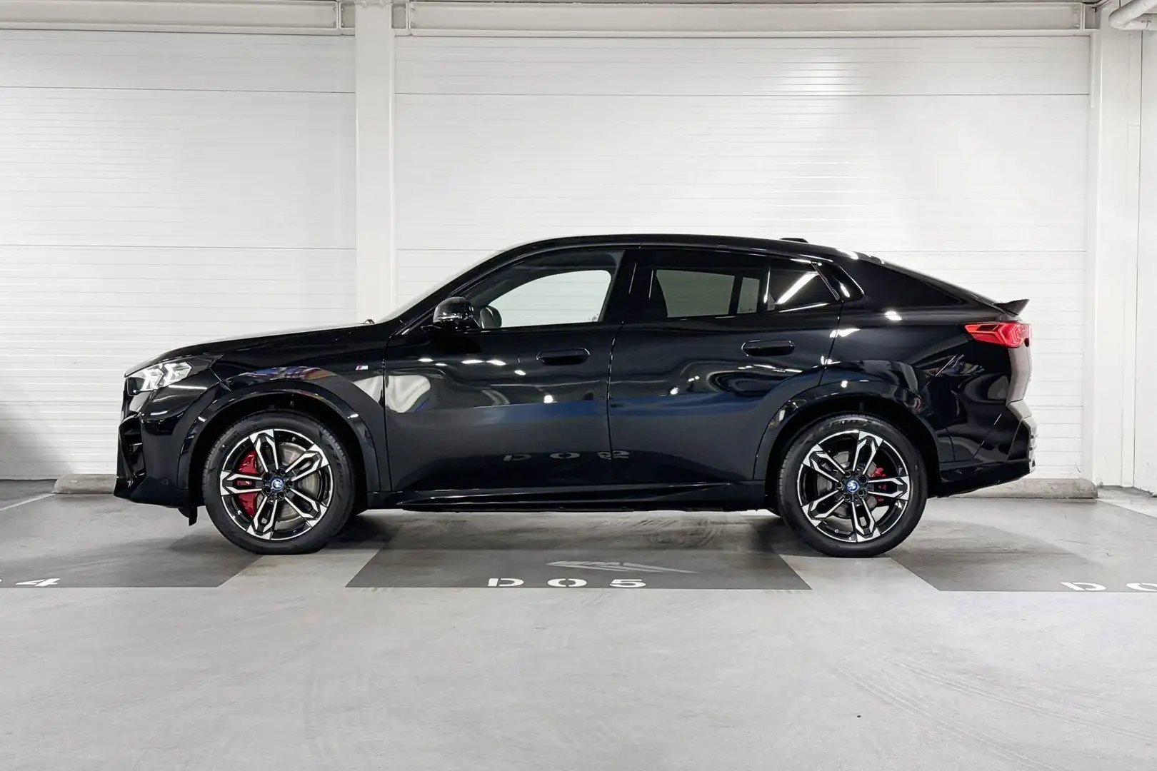 BMW iX2 eDrive20 | M-Sport Pro | Innovation Pack | Harman/ Negro - 2