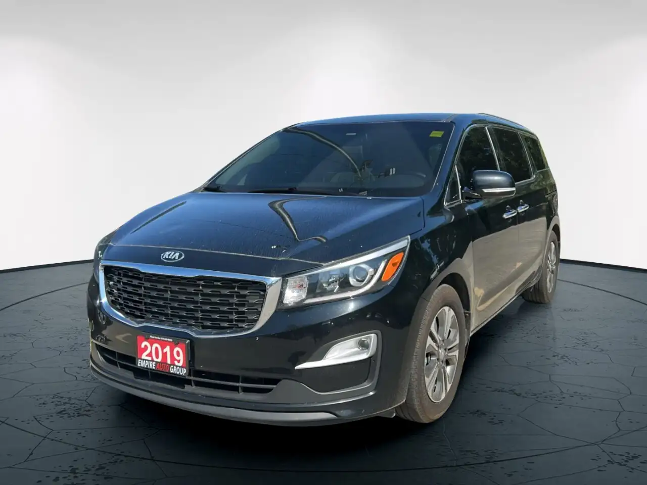 Kia Sedona снимка Kia Sedona