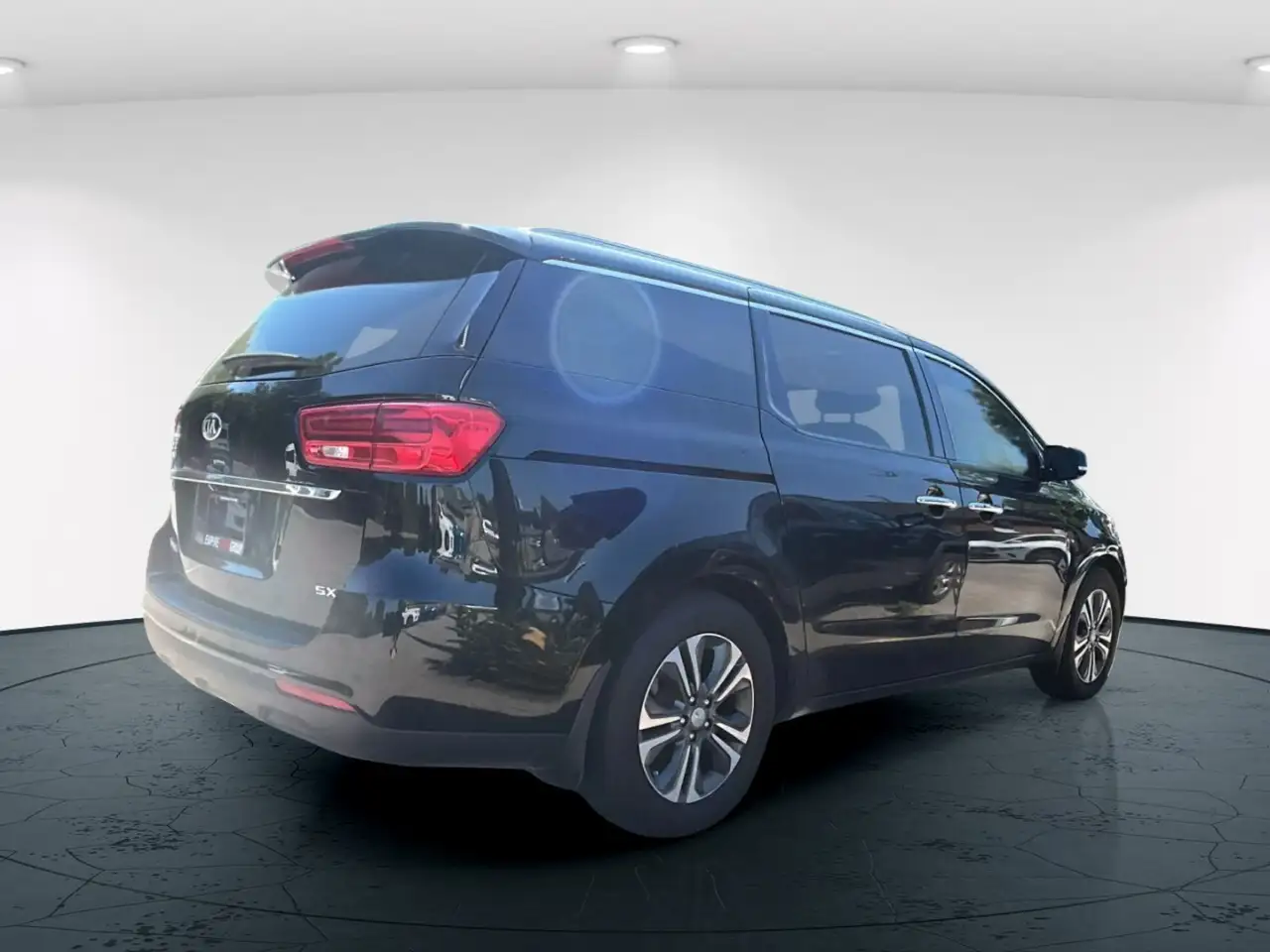 Kia Sedona снимка Kia Sedona