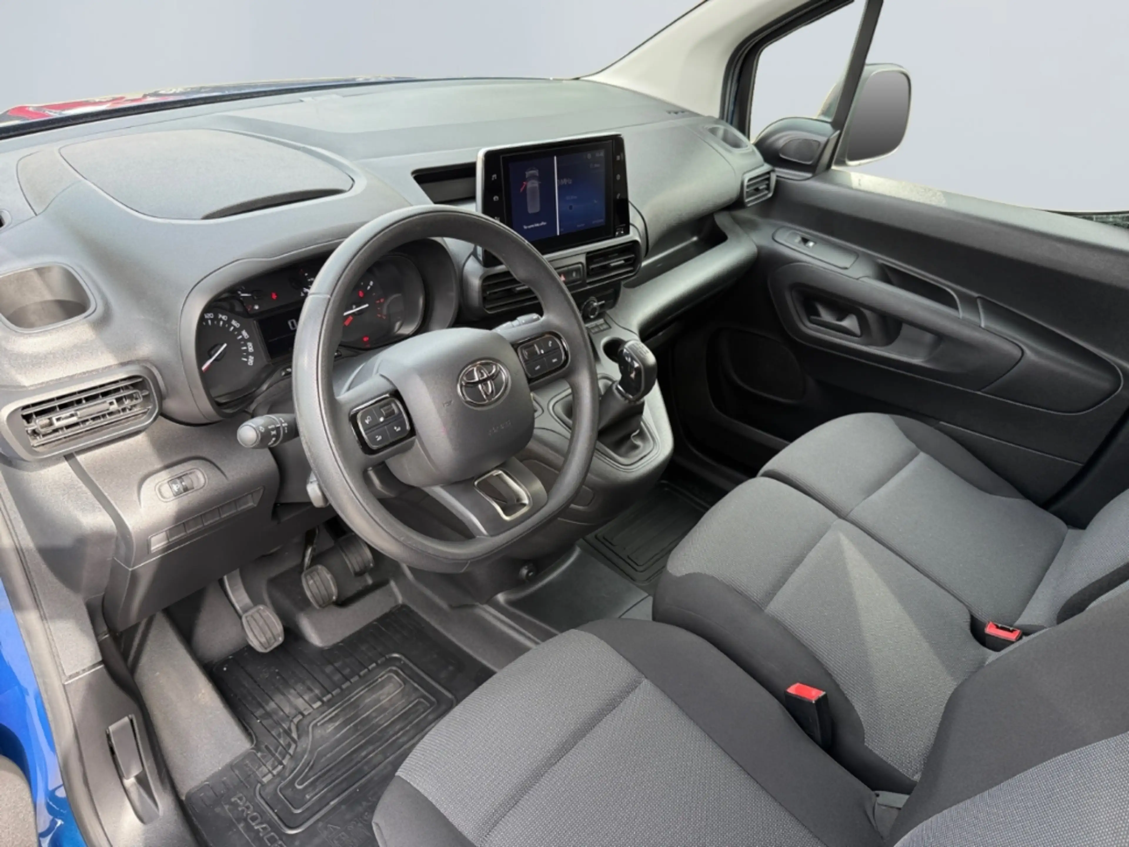 Toyota Proace City 1.5 D-4D L1 Meister *CarPlay*PDC*DAB* — photo 11