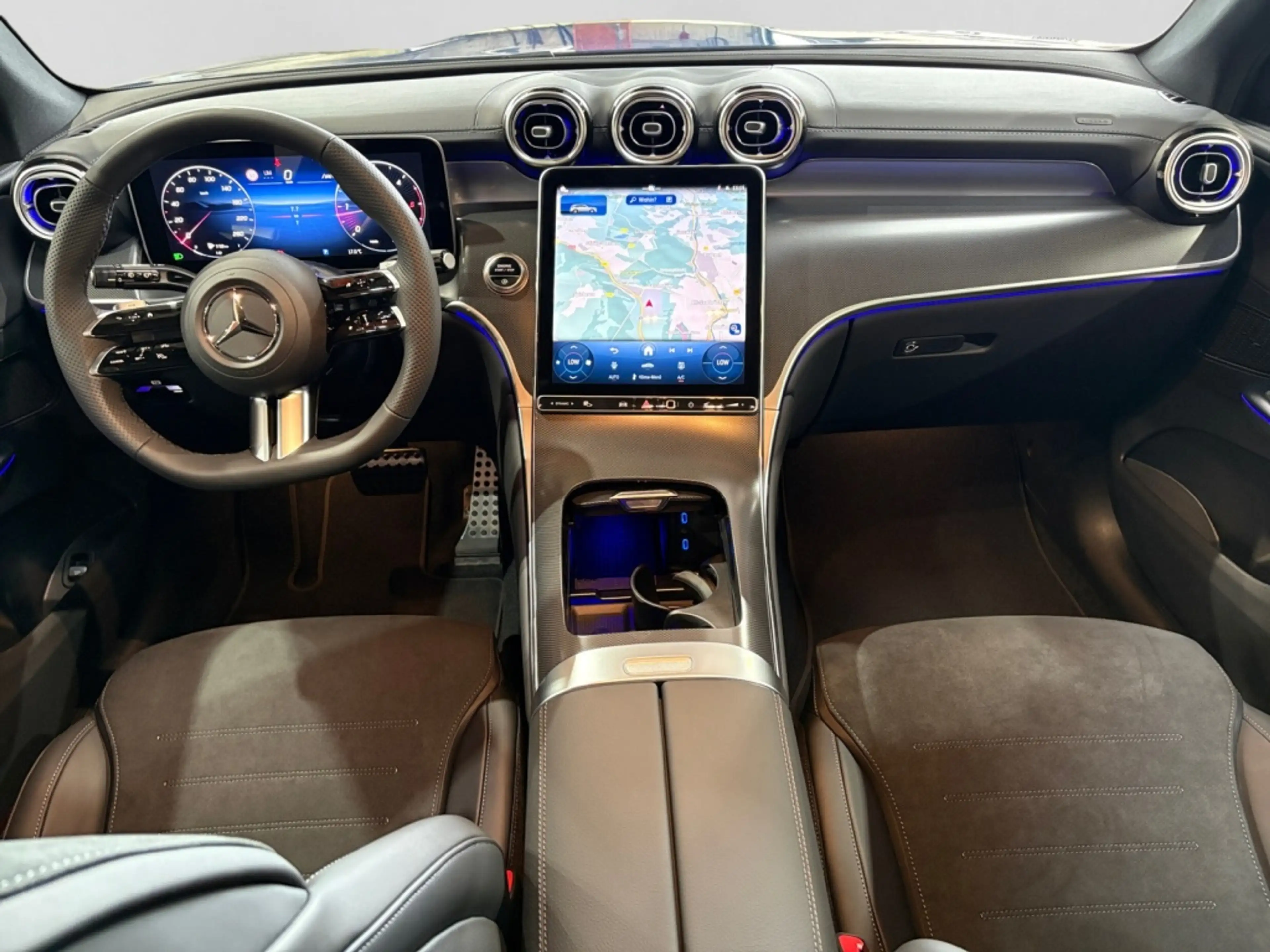 Mercedes-Benz GLC 220 d 4MATIC AMG|NIGHT|AMBIENTE|MBUX|SHZ|AHK — photo 11