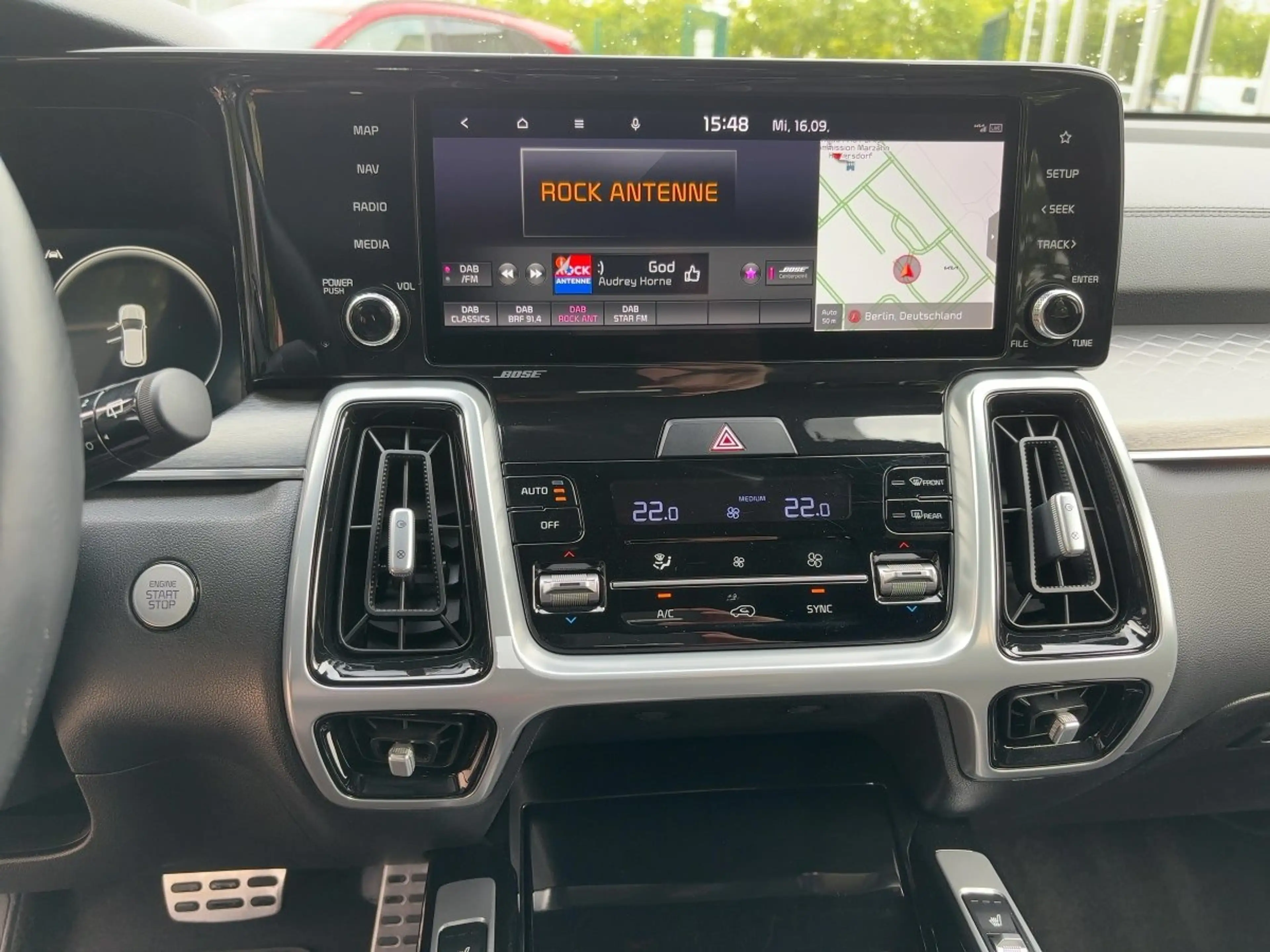 Kia Sorento 2.2D AWD DCT8 PLAT NAP PA 360-CAM ACC CAM LED — photo 15