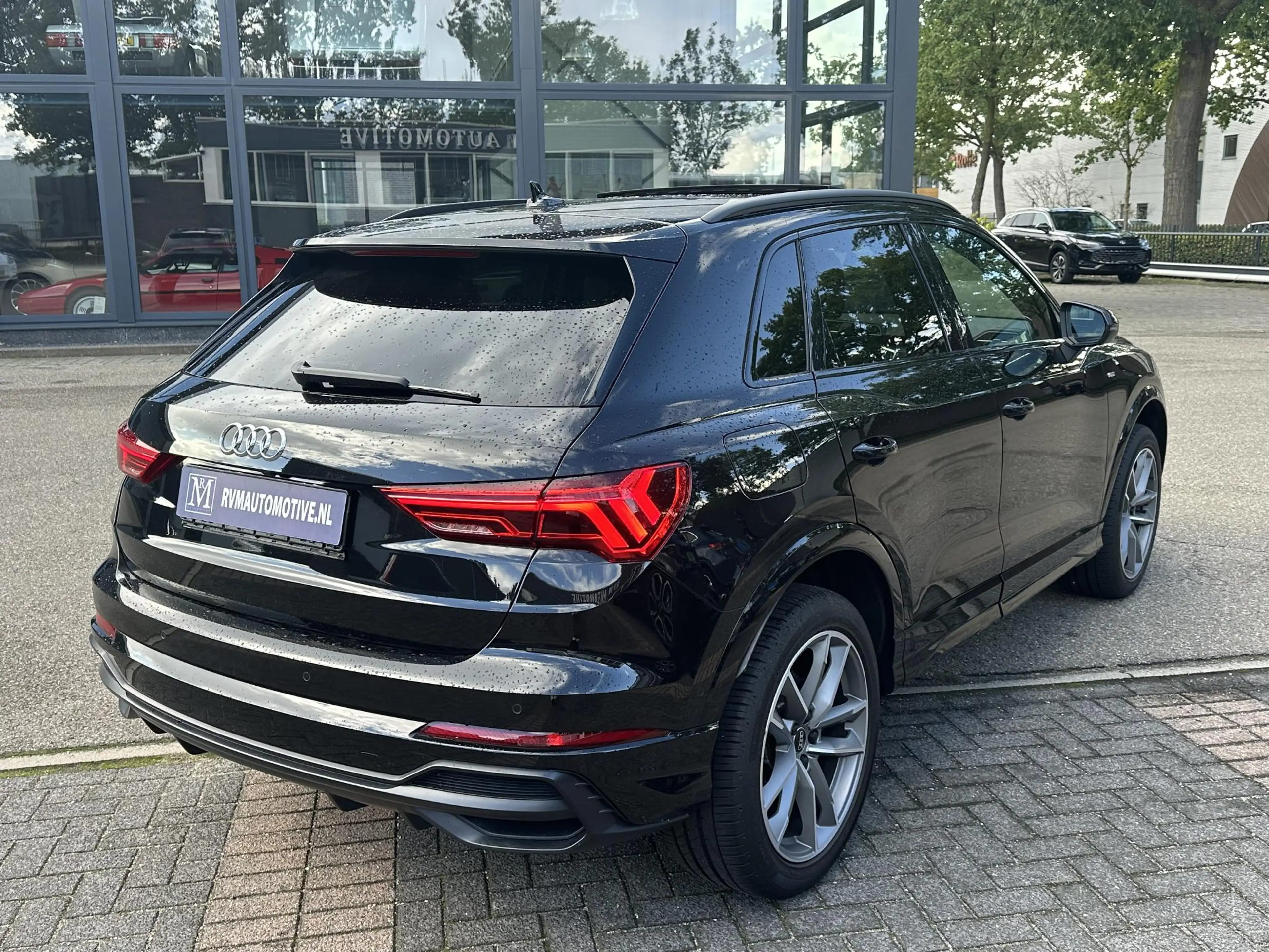 Audi Q3 45 TFSI e S edition 3X S LINE VAN: 39.900,- VOOR: — photo 9