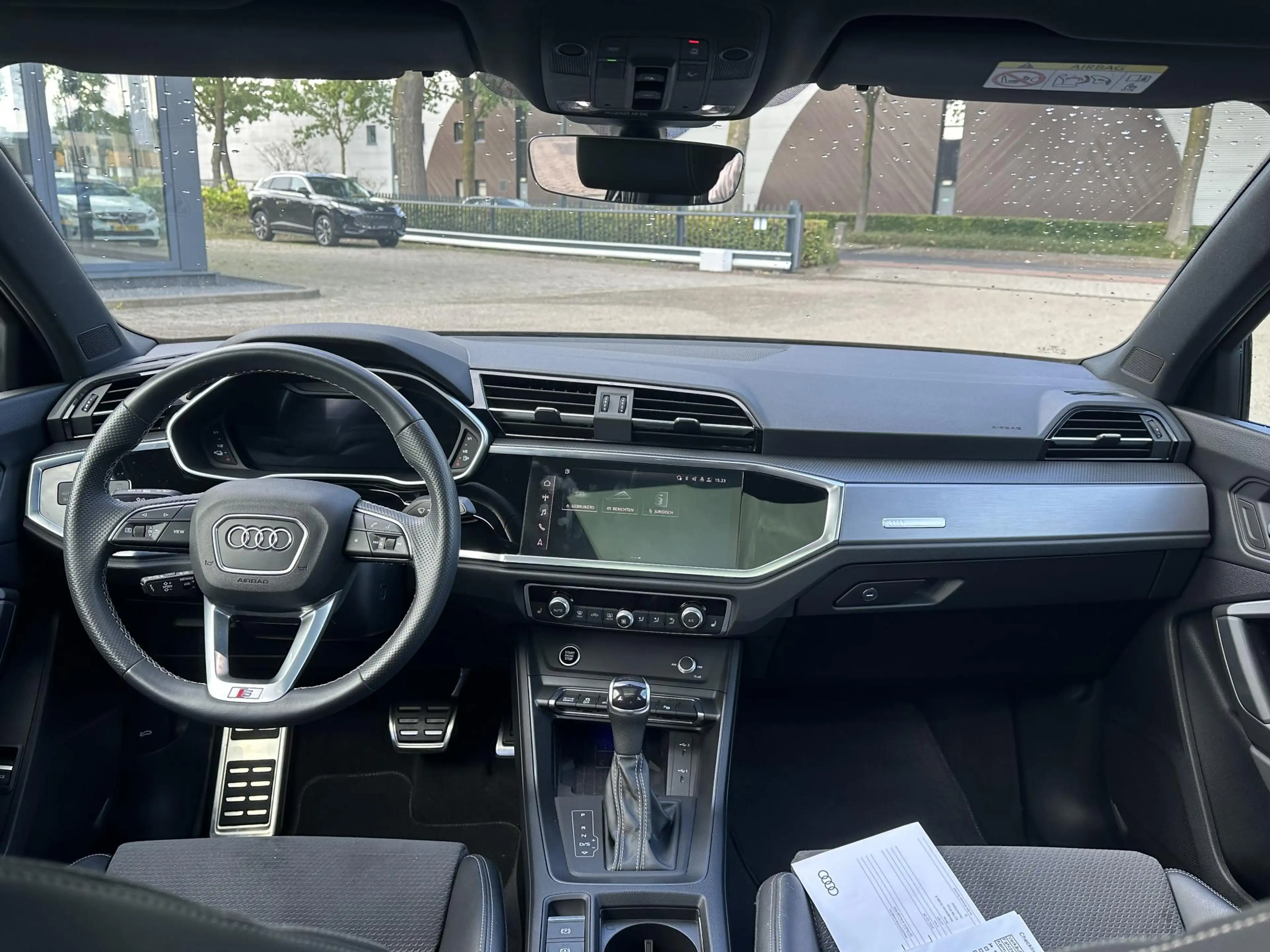 Audi Q3 45 TFSI e S edition 3X S LINE VAN: 39.900,- VOOR: — photo 13