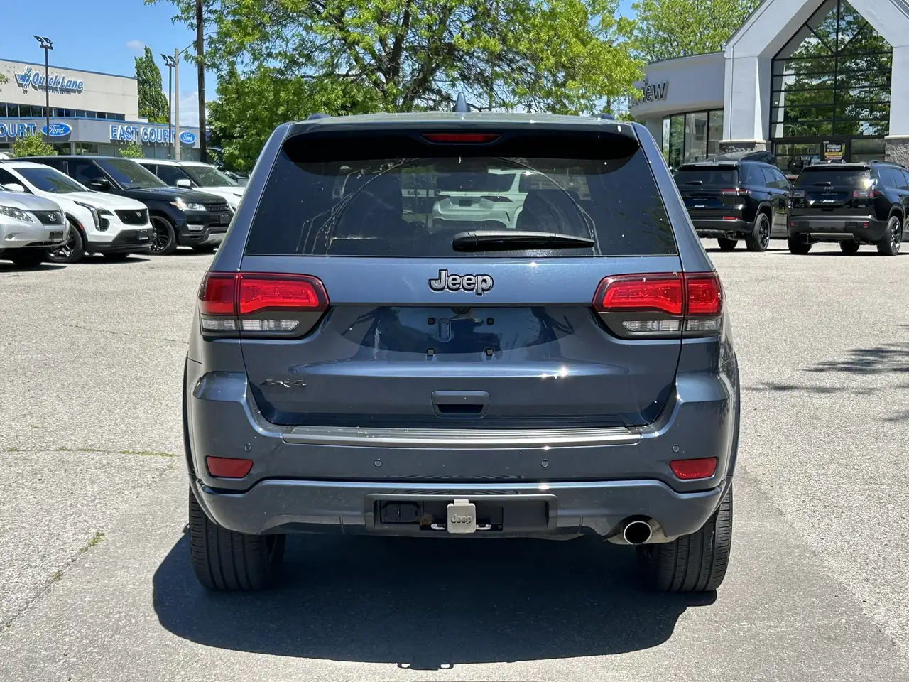 Jeep Grand Cherokee снимка Jeep Grand Cherokee