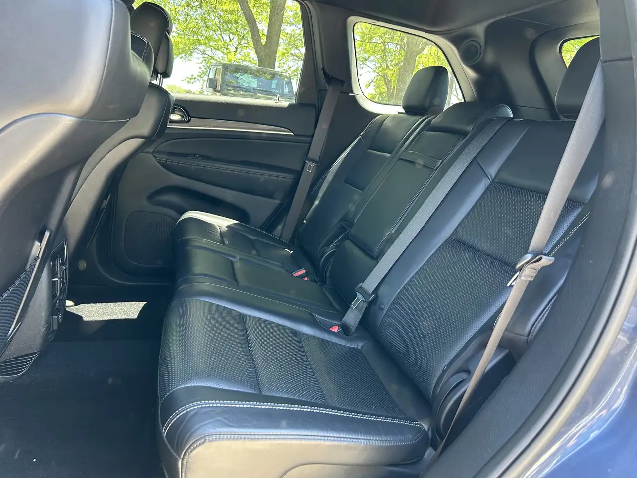 Jeep Grand Cherokee снимка Jeep Grand Cherokee