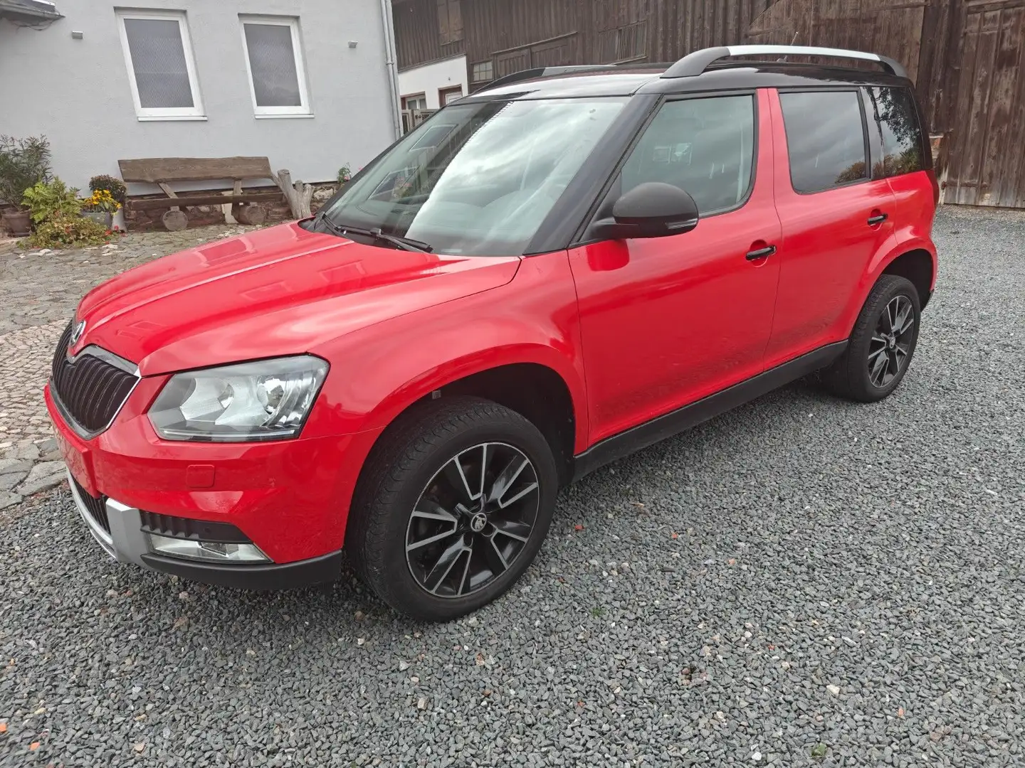 Skoda Yeti Ambition Outdoor 4x4 Rot - 2