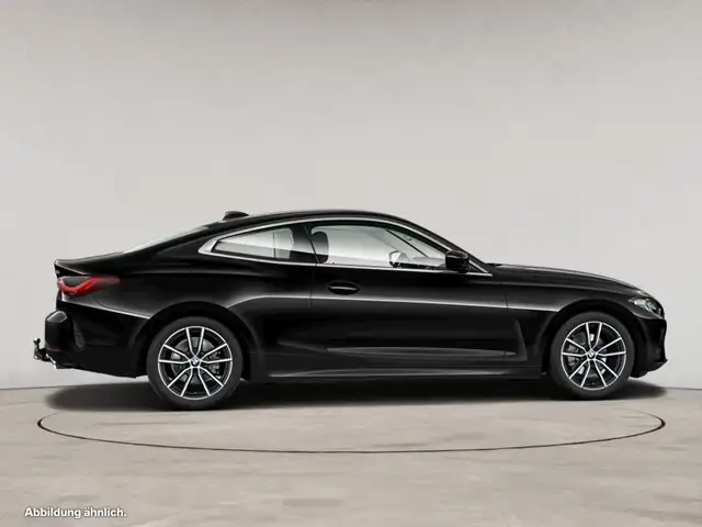BMW 4 Series view 8
