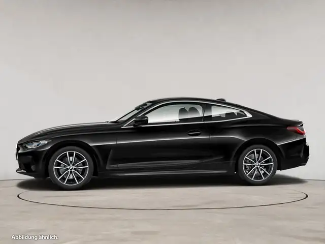 BMW 4 Series view 5