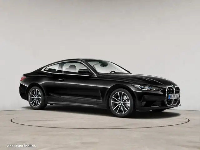 BMW 4 Series view 9