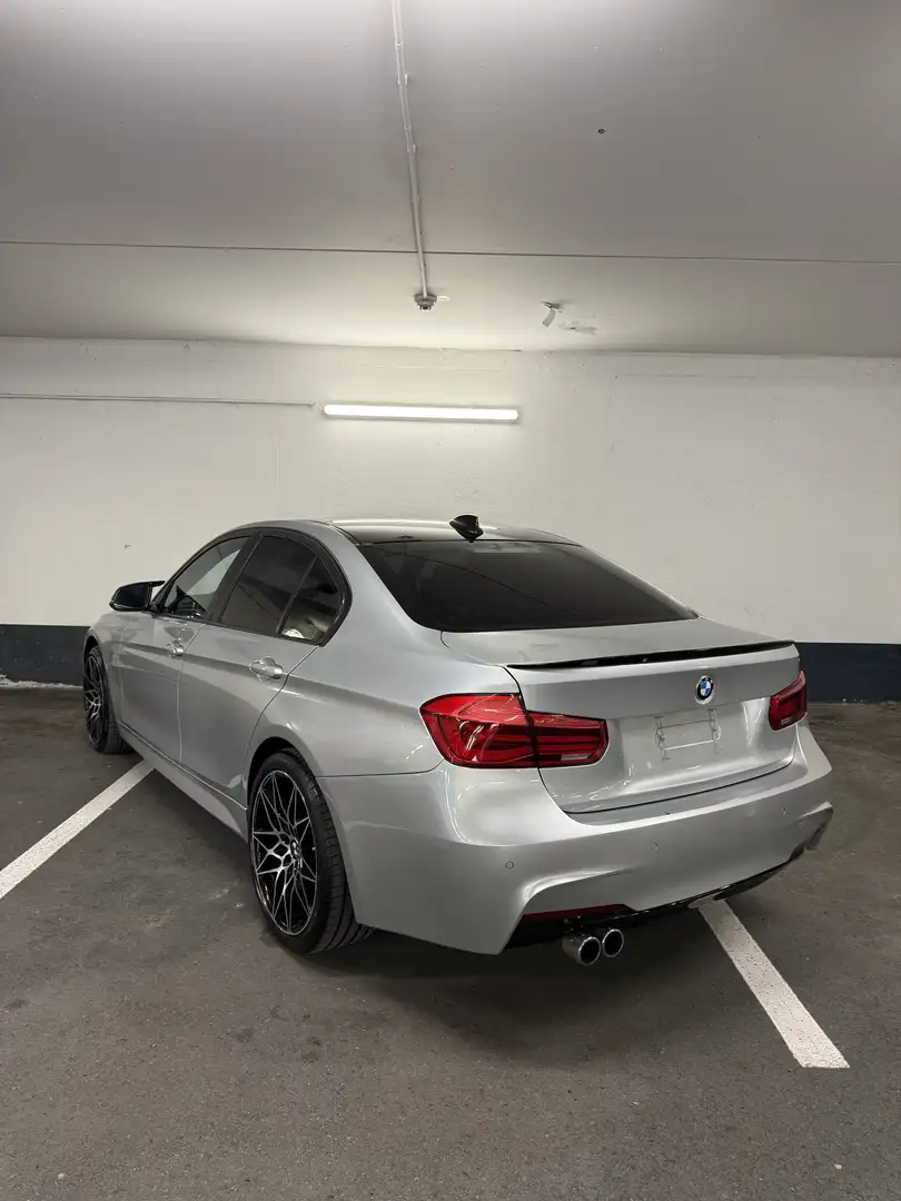 BMW 318 M Sport - 1