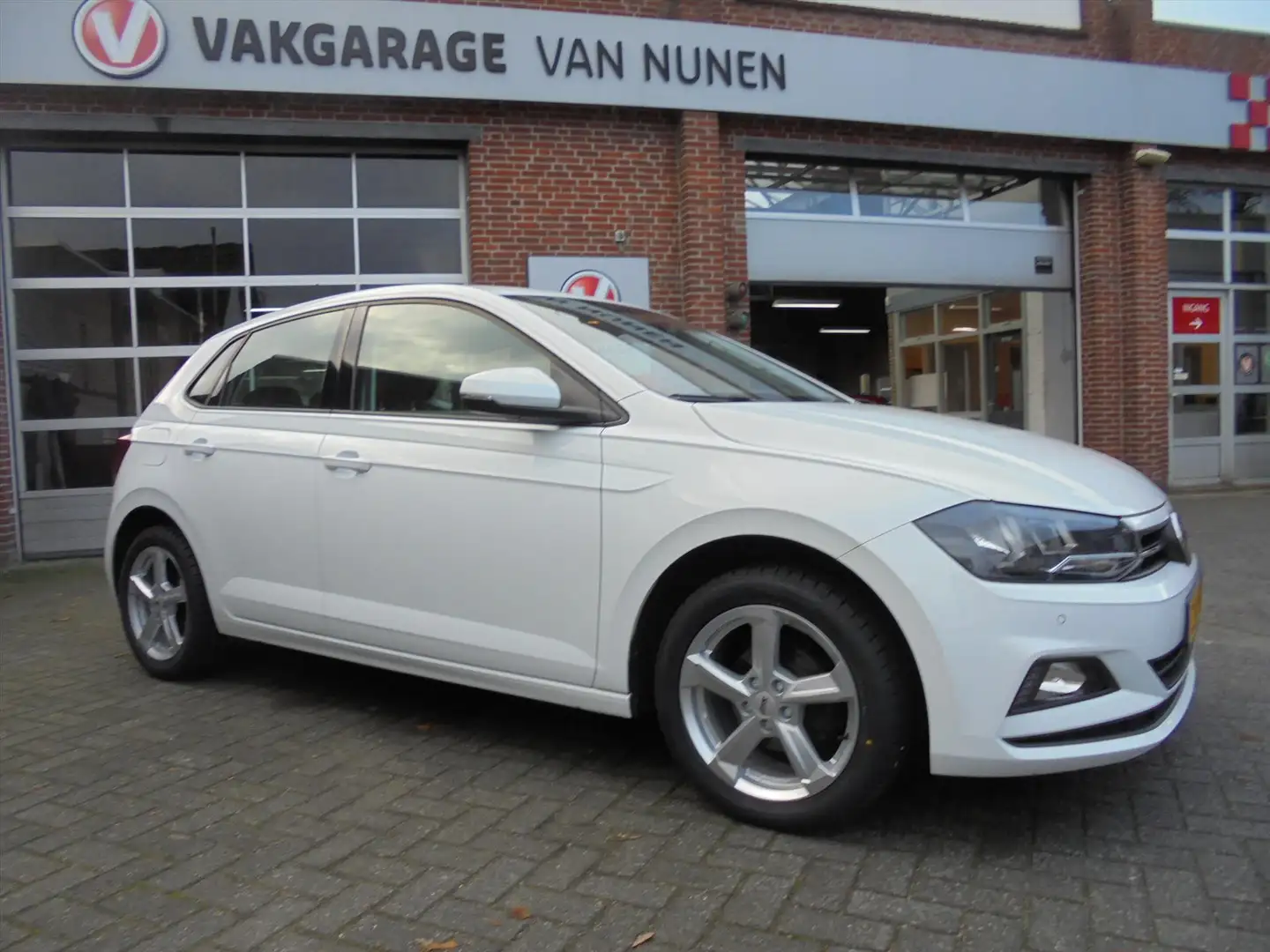 Volkswagen Polo 1.0 TSI 95pk Comfortline||LMV||PDC||Camera||Airco| Blanc - 1