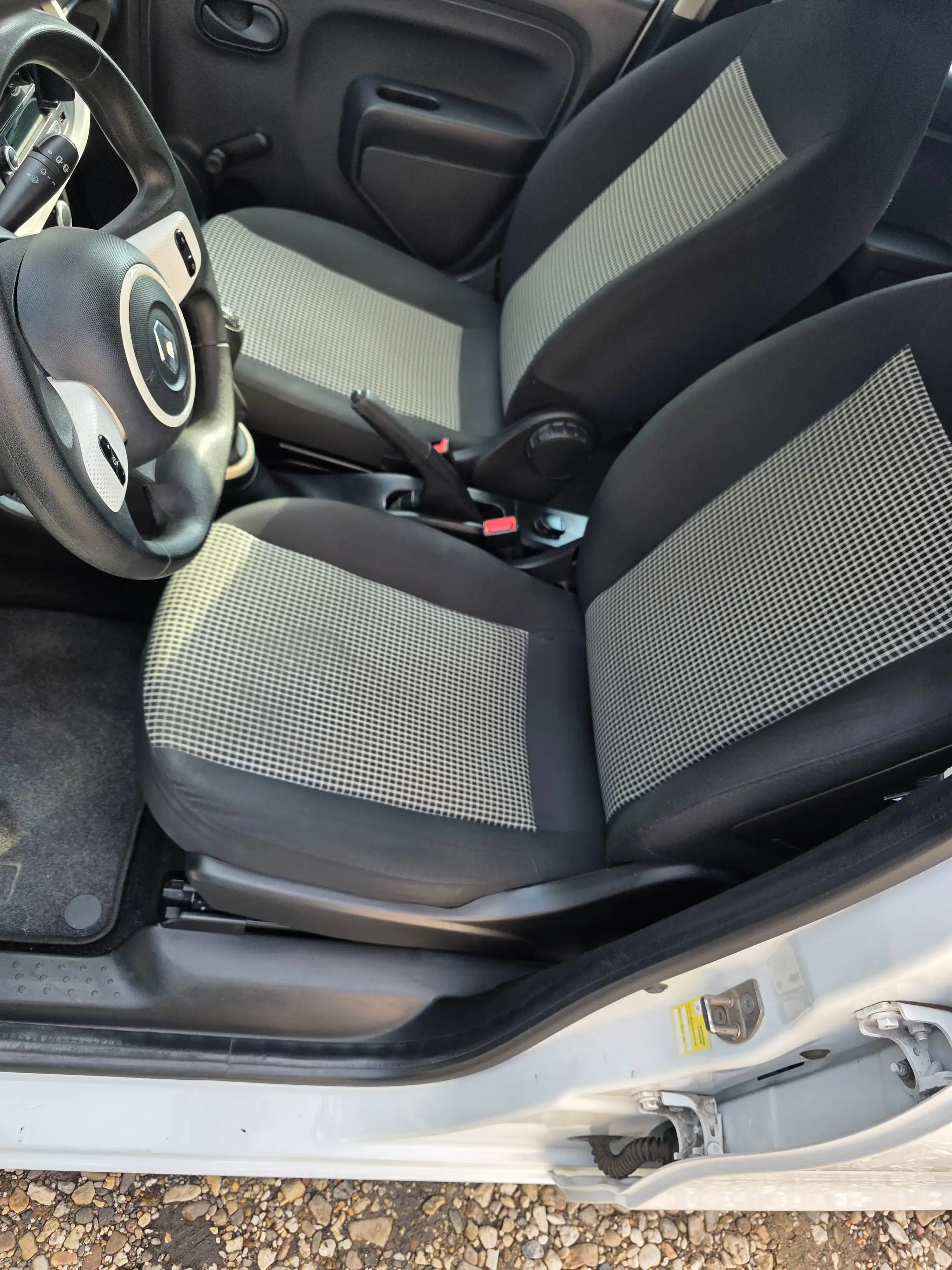 Renault Twingo Twingo SCe 70 Expression — photo 14