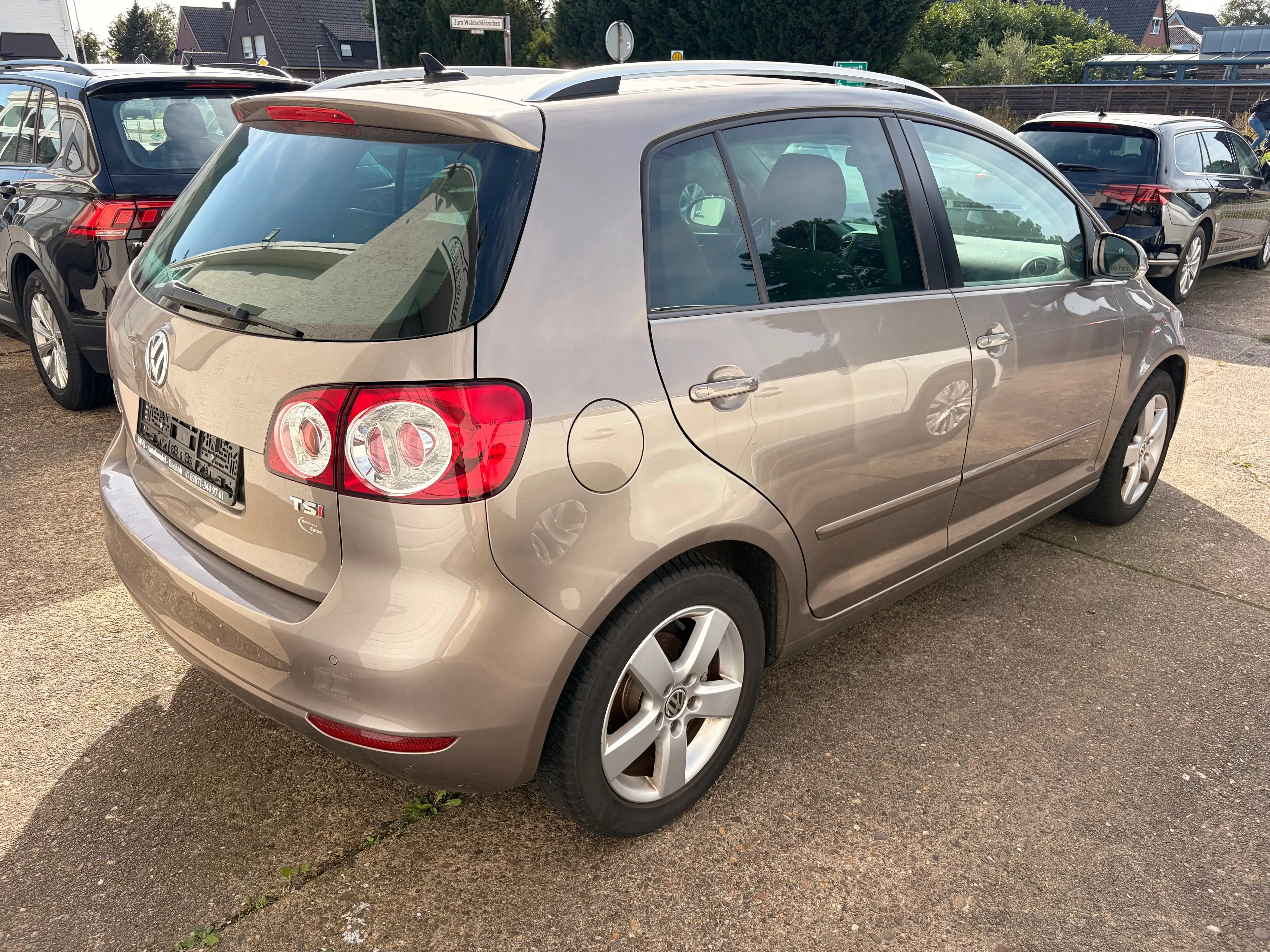 Volkswagen Golf Plus Team,klima,Navi,SHZ,AHK tüv 28 — photo 3
