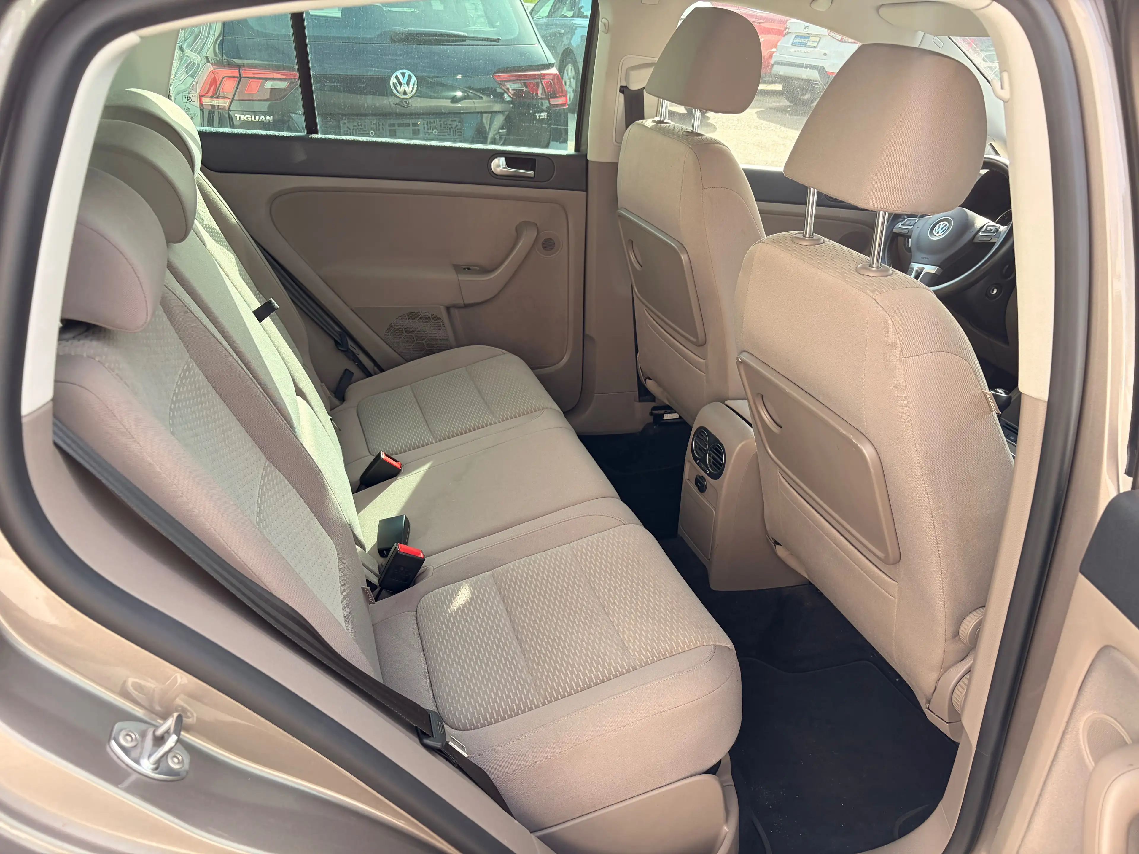 Volkswagen Golf Plus Team,klima,Navi,SHZ,AHK tüv 28 — photo 7