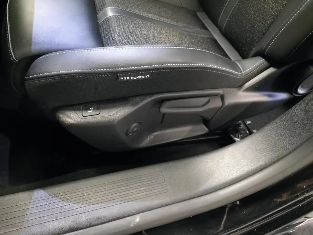 Peugeot 308 308 SW — photo 32