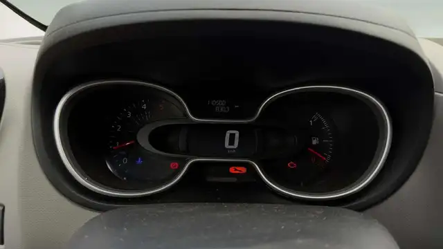 Renault Trafic view 13