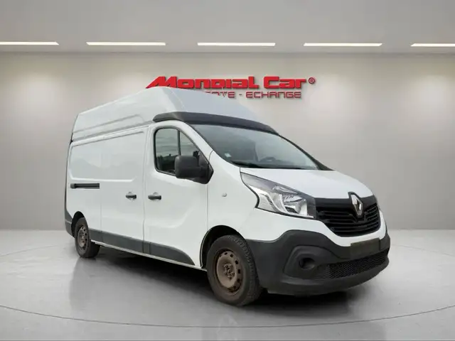 Renault Trafic view 9