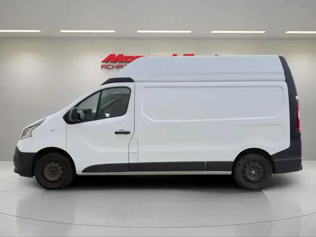 Renault Trafic view 4