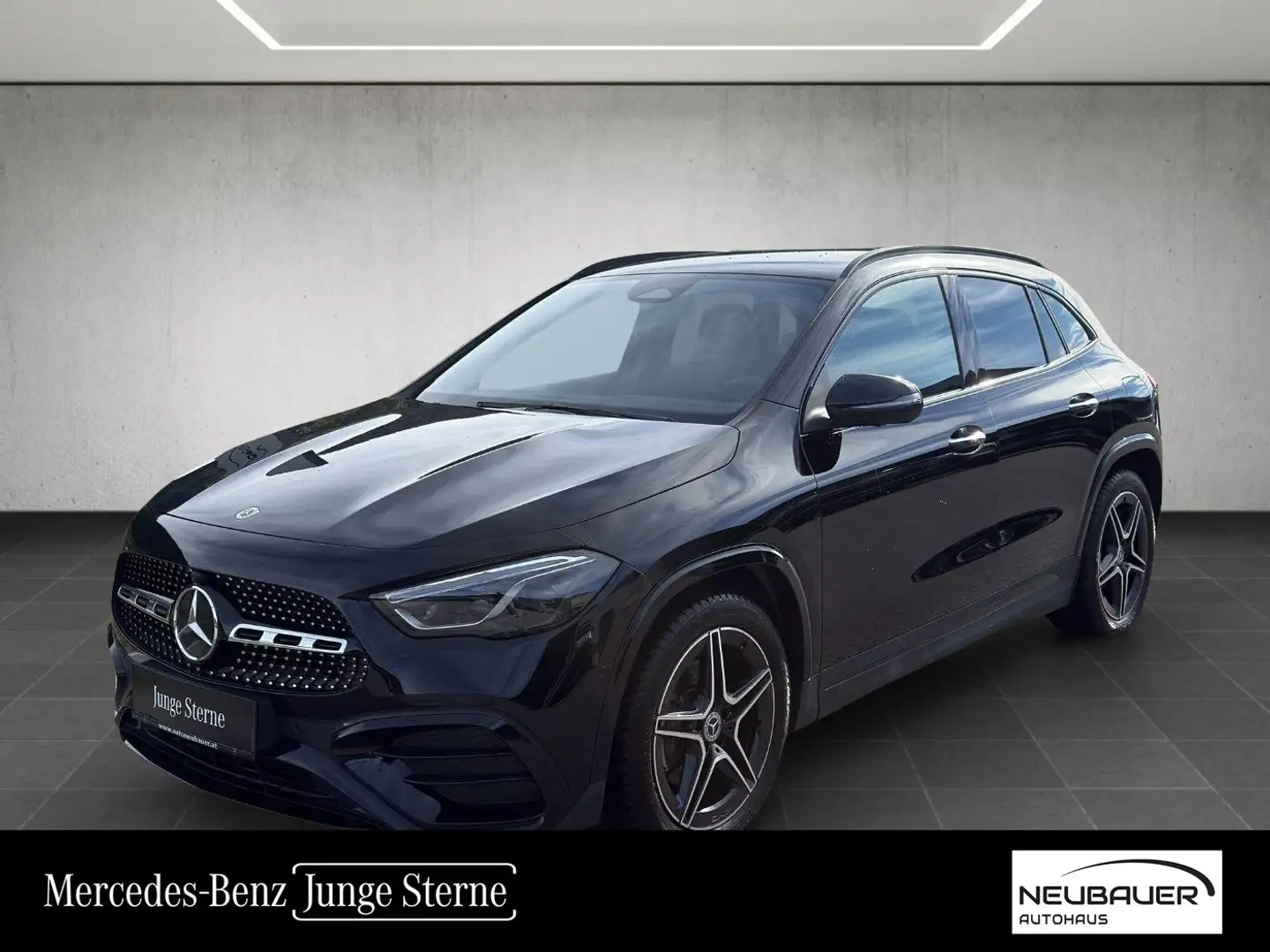 Mercedes-Benz GLA 200 d 4MATIC Österreich-Edition AMG Line Schwarz - 1