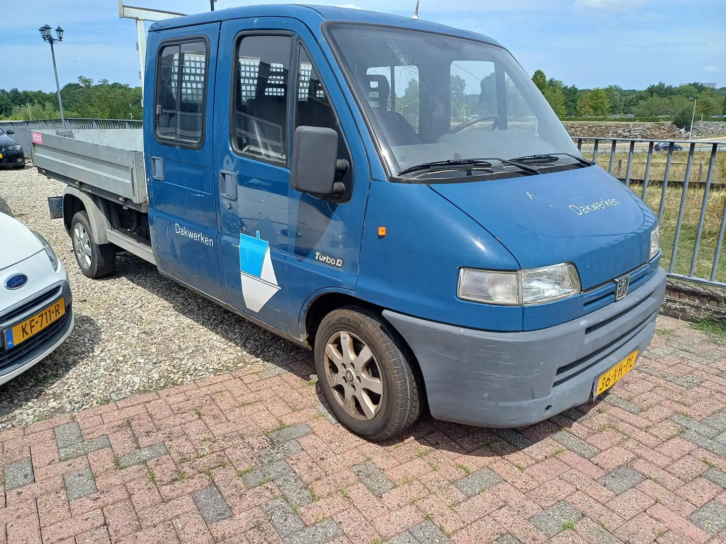 Peugeot Boxer 320 L TDdi 2.5 DC Blauw - 1