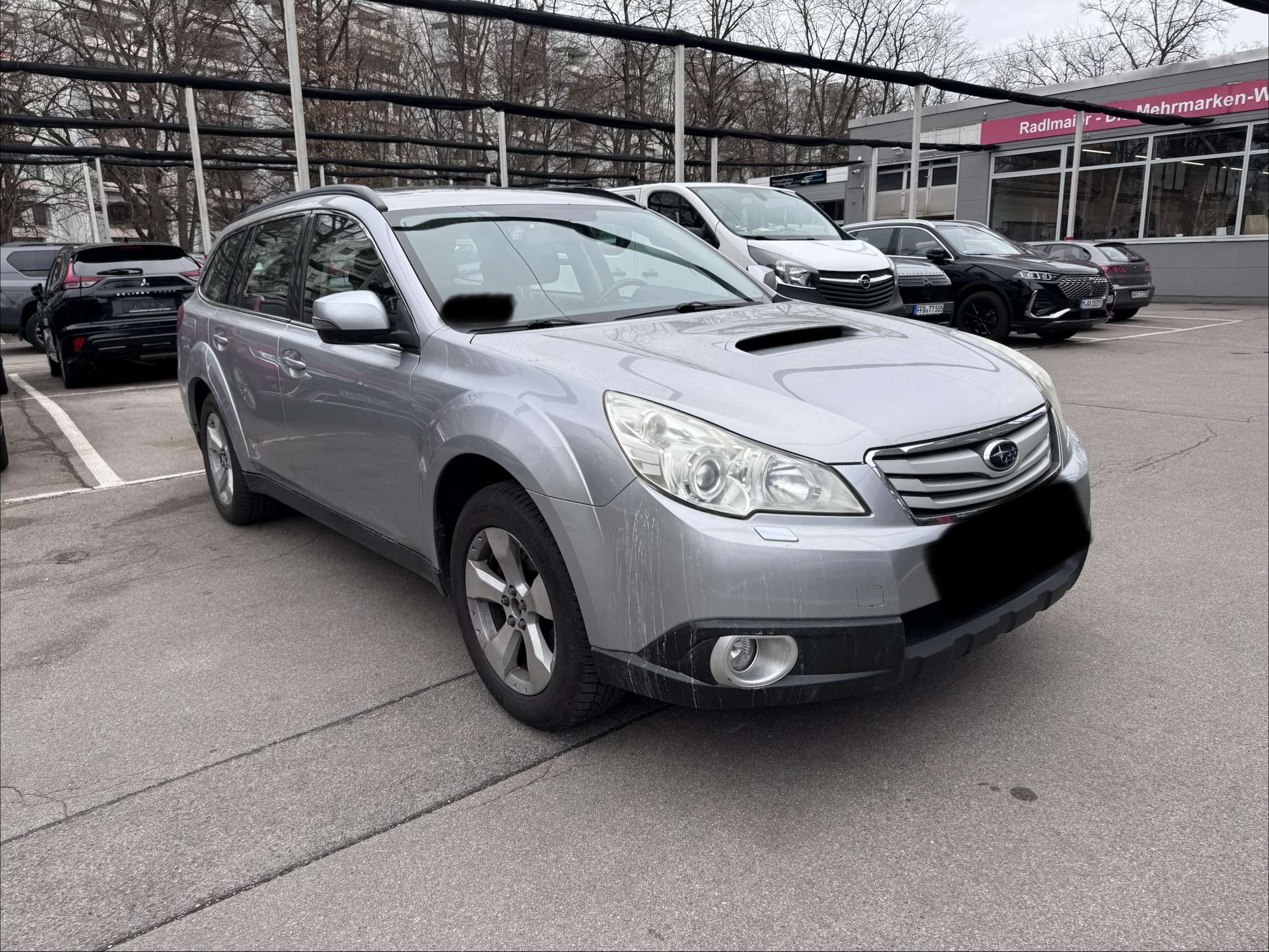 Second hand Subaru Outback 2.0