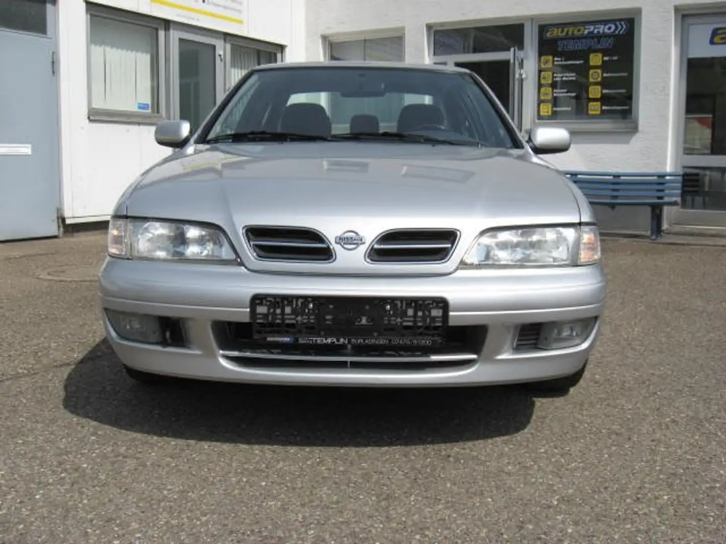 Nissan Primera 2.0 Competence Argent - 2