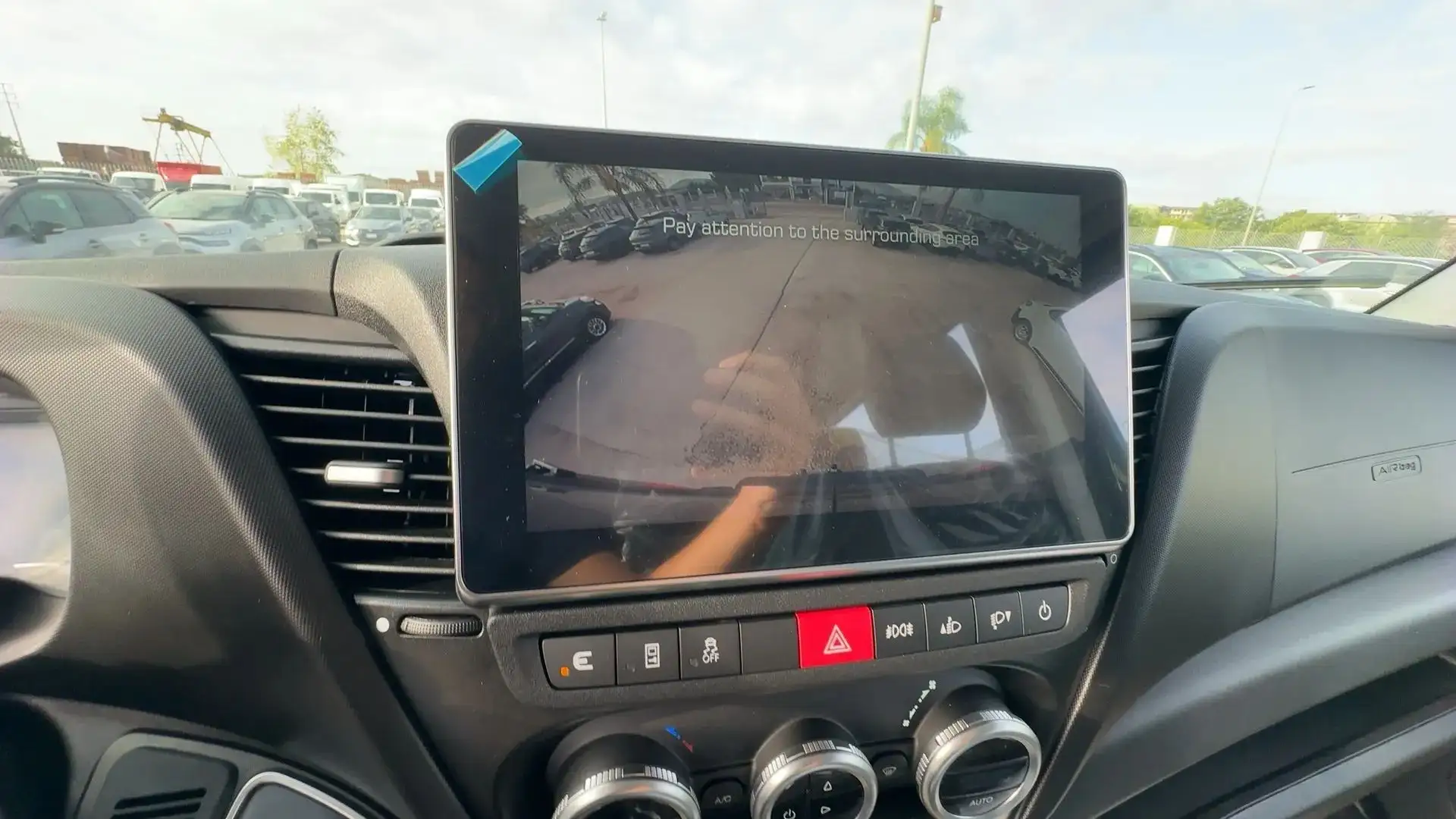 Iveco Daily Daily 35S18 D.Cab 6Posti 3.0d 176cv Auto Černá - 2