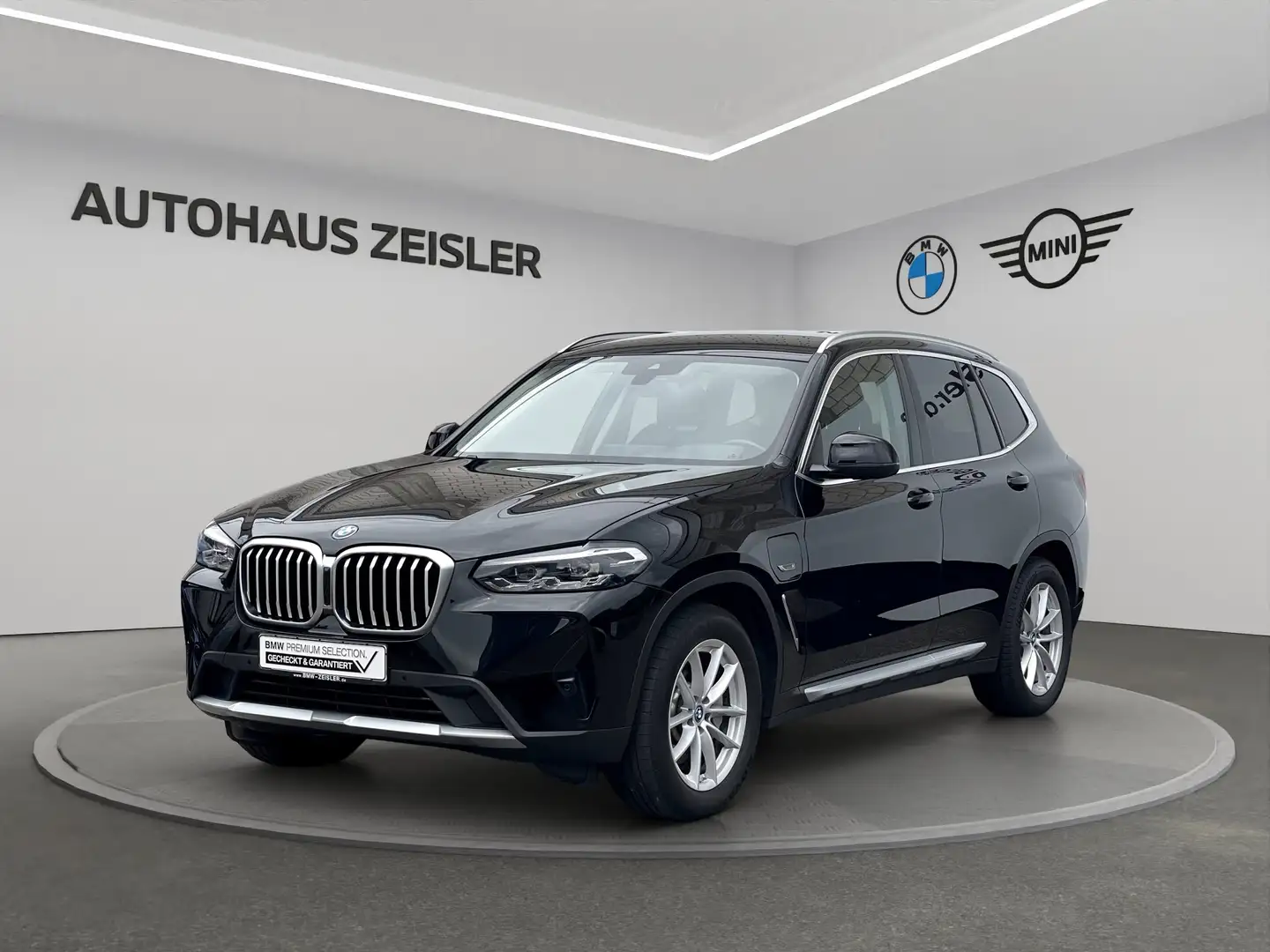BMW X3 xDrive30e Hifi DAB LiveCockpitProf Sitzheizung Schwarz - 1