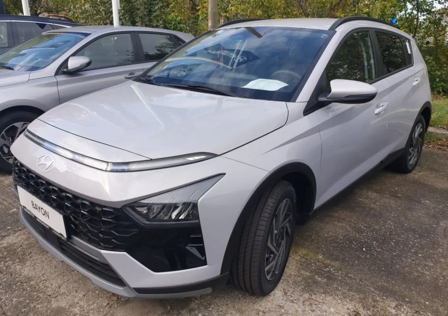 Hyundai BAYON GO Plus 1.0 T-GDI y5bu2 Grau - 1