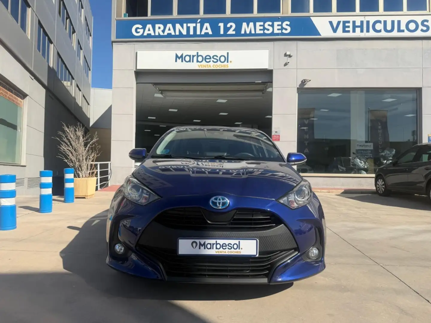 Toyota Yaris Pequeño Automático de 5 Puertas Azul - 1