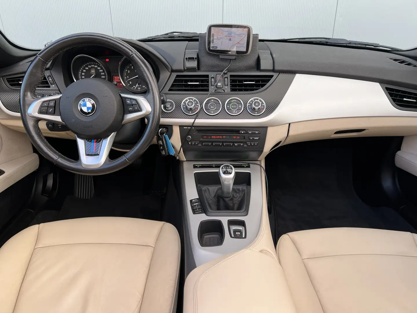 BMW Z4 Roadster sDrive23i Executive Leer/Stoelverw./17inc Grey - 2