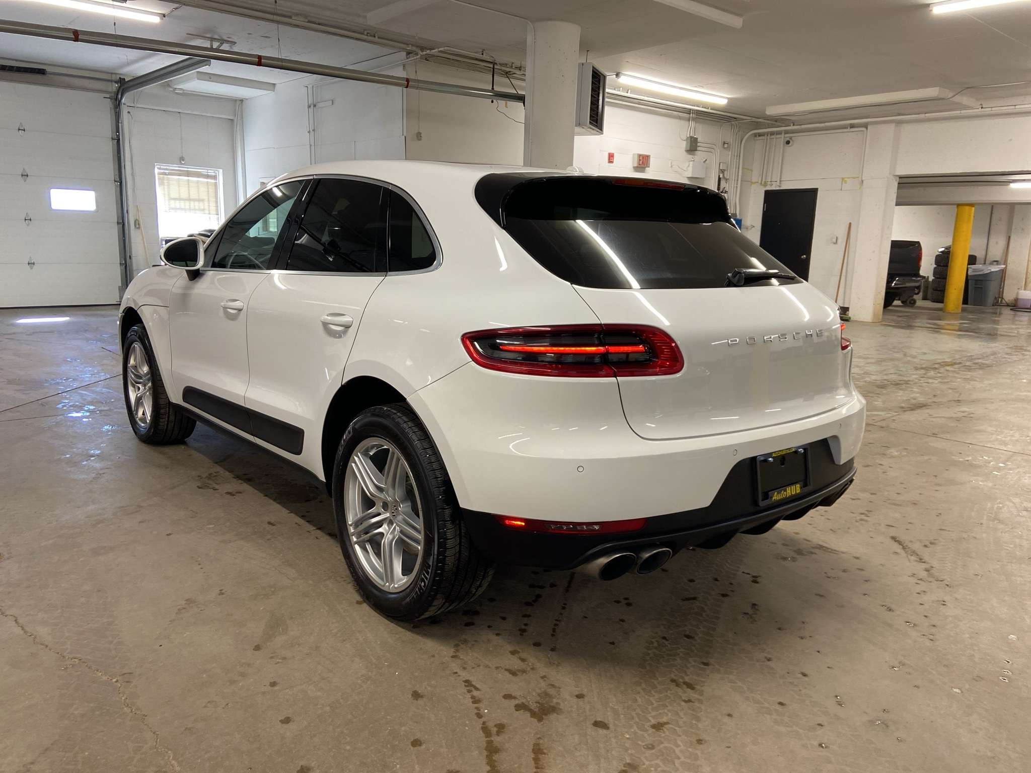 2015 Porsche Macan S AWD PANO ROOF NAV LEATHER/SUEDE INSERTS thumb 7