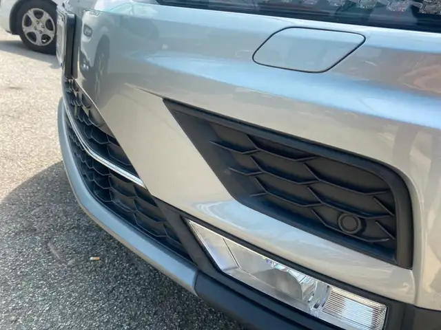 Volkswagen Tiguan view 10