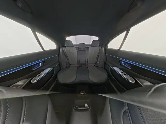 Mercedes-Benz E 300 e BURMESTER 4D 19 ZOLL LM LD HP Ansicht 10