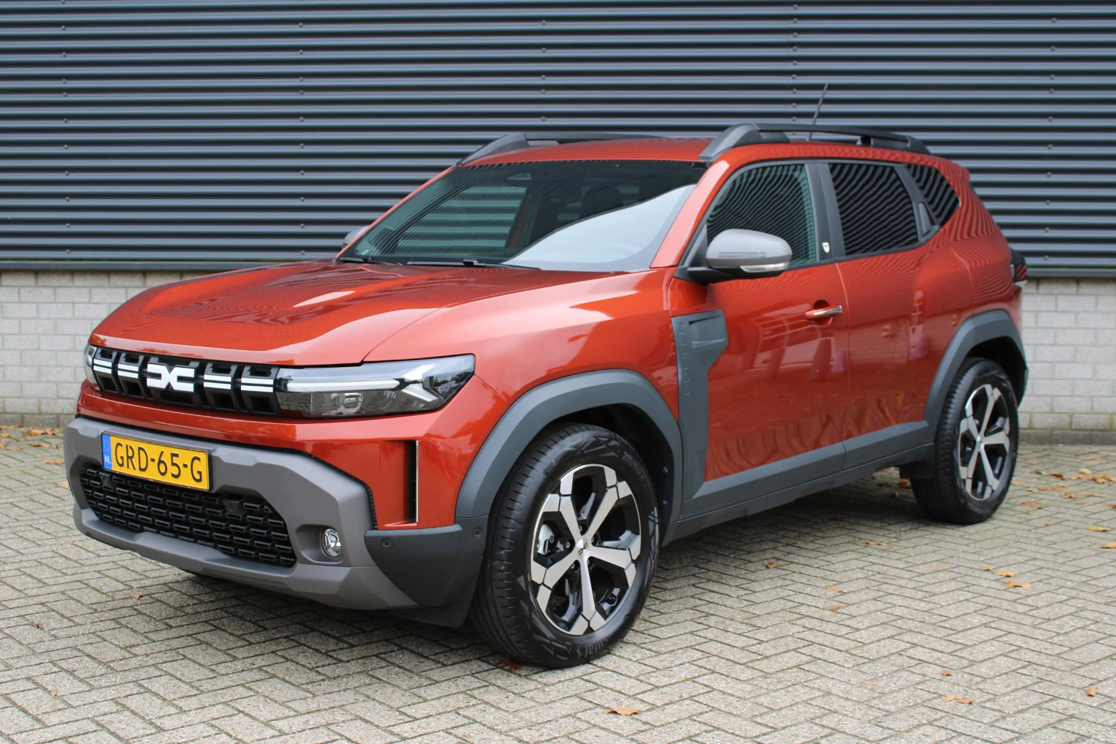 Dacia Duster 1.6 Hybrid 140 Journey Stoer, zuinig en verrassend — photo 2