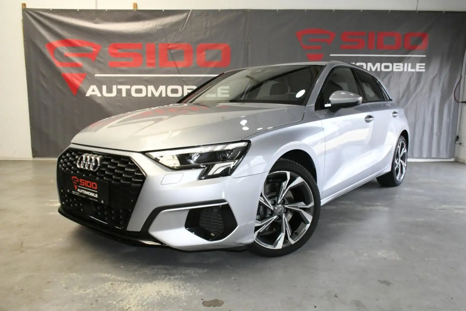 Audi A3 Sportback 35 TFSI S-tronic LED*VIRTUAL*NAV*BT Zilver - 1