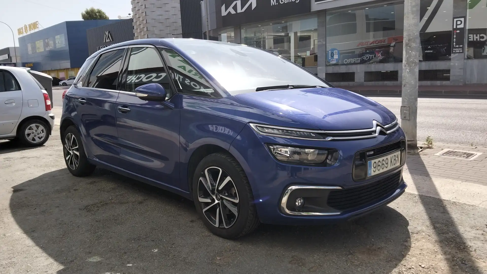 Citroen C4 1.2 PureTech S&S Feel Edition 130 Azul - 1