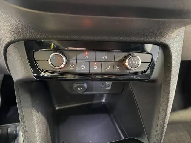 Opel Corsa view 10