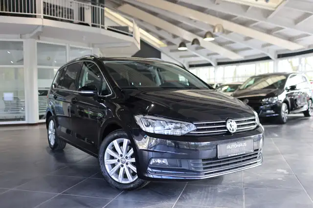 Volkswagen Touran 2,0 TDI HIGHLINE CARPLAY
