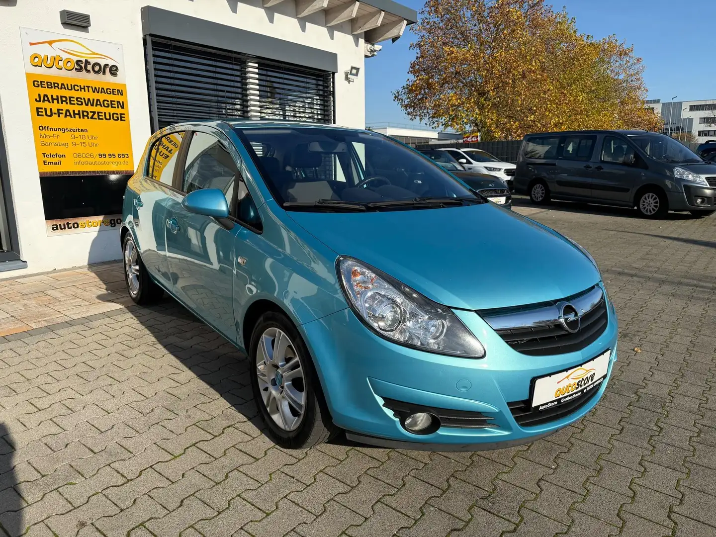 Opel Corsa D 1.4 Innovation 74 kW (101 PS), Schalt. 5-Gang... Blau - 2