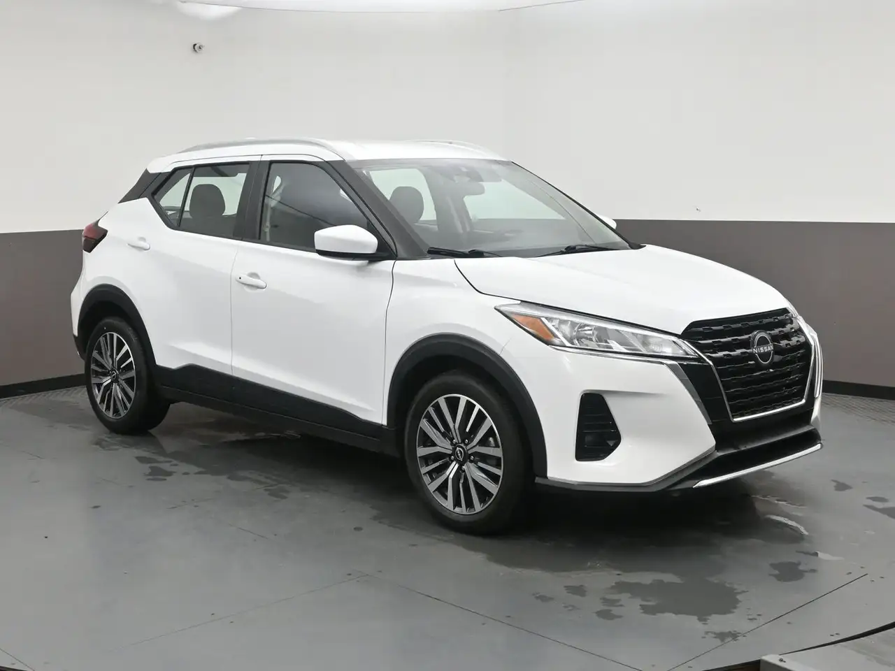 2025 Nissan Kicks