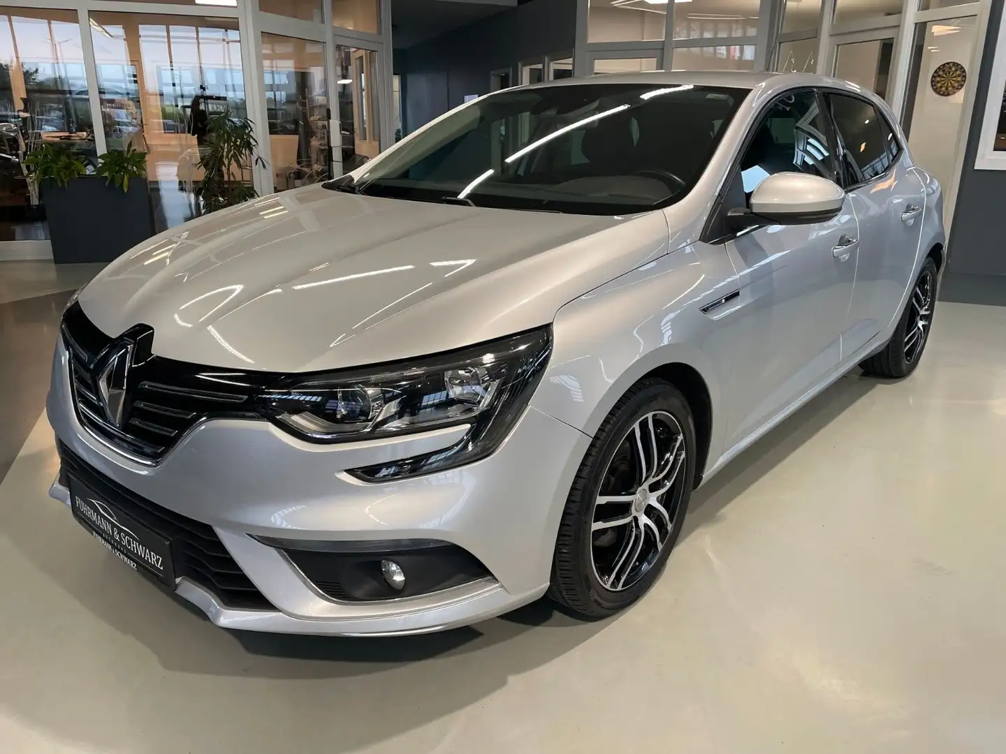 Renault Megane ENERGY dCi 130 GT LINE NAVI,LED,Sportsitz Silber - 1