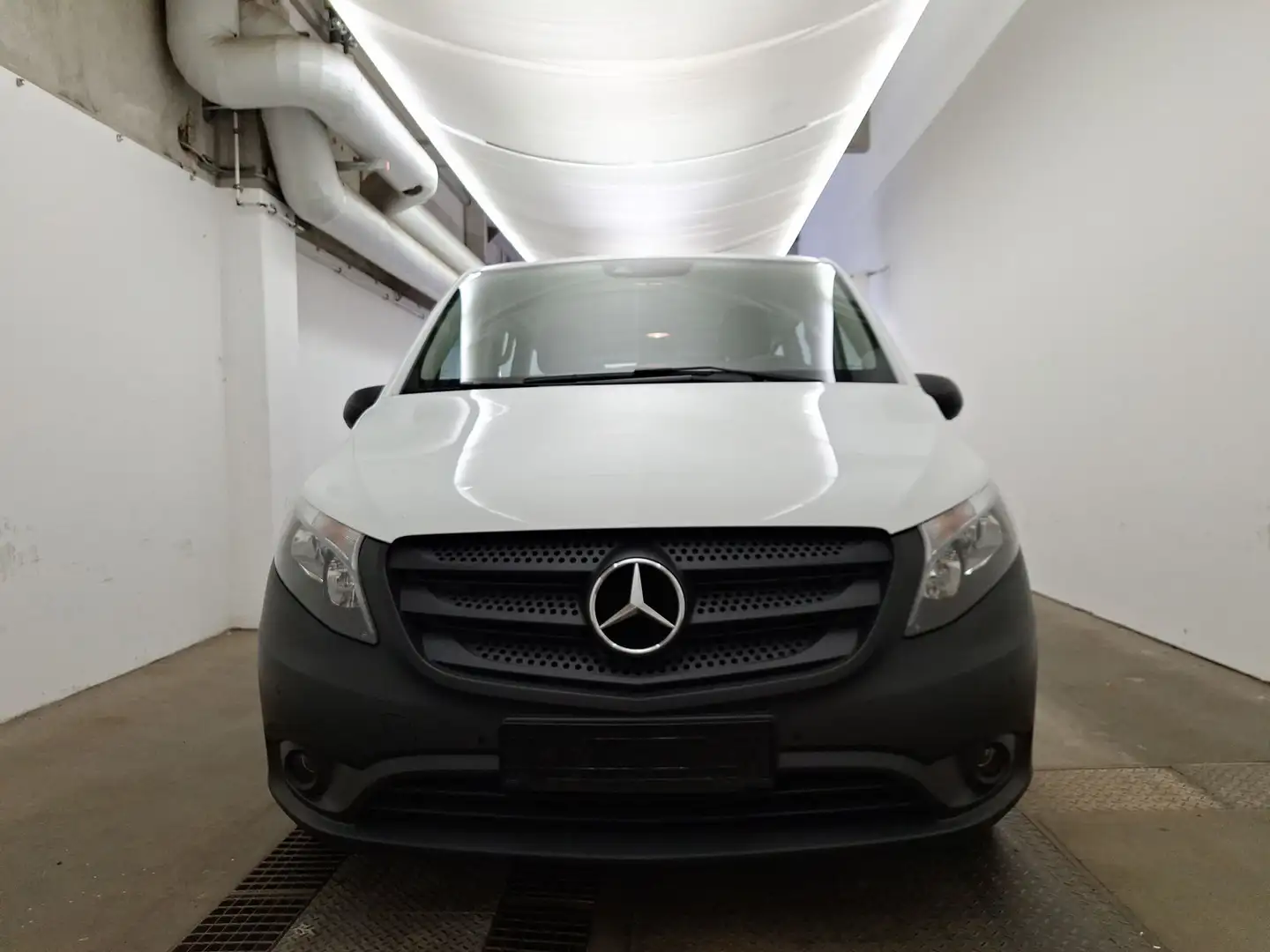 Mercedes-Benz Vito extralang +Cam.+Navi+AHKVorb+Totw+AUT+PTS+ Weiß - 2